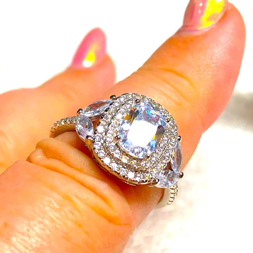 💍⭐️ladies sterling silver cocktail ring  NEW-stunner